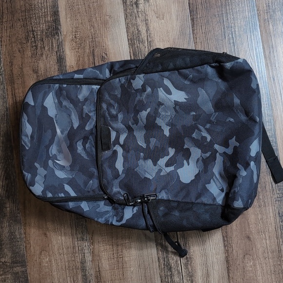 Nike Brasilia 9.0 XL Printed Training Backpack Camo - Picture 1 of 12